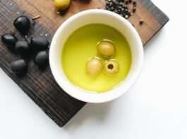How To Get Olive Oil Out Of Clothes? How To Get Olive Oil Out Of Clothes?