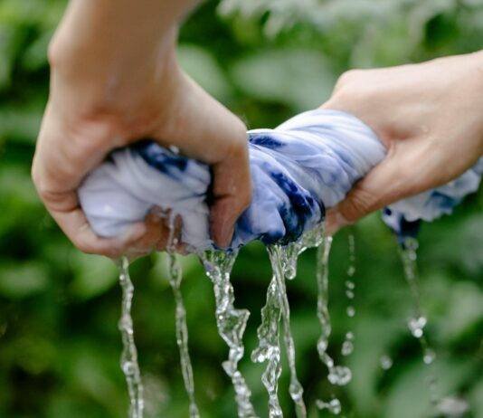 How To Get Ketchup Out Of Clothing? How To Get Ketchup Out Of Clothing?