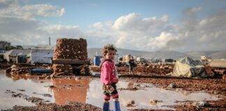 How To Get Mud Stains Out Of Clothes? How To Get Mud Stains Out Of Clothes?