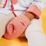 When Are Food Workers Required To Wear Gloves? When Are Food Workers Required To Wear Gloves?