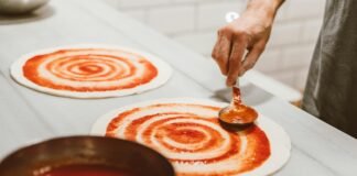 How To Get Pizza Sauce Out Of Clothes? How To Get Pizza Sauce Out Of Clothes?