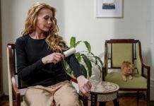 How To Remove Lint From Clothes? How To Remove Lint From Clothes?